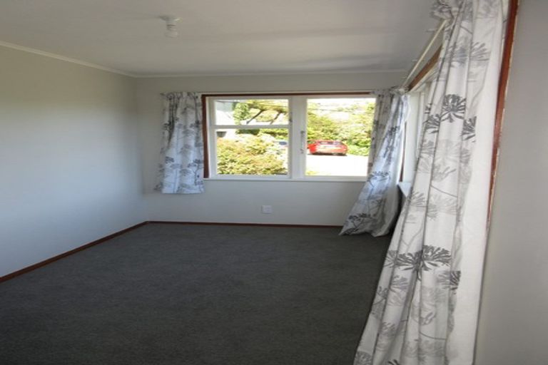 Photo of property in 102 Helston Road, Paparangi, Wellington, 6037
