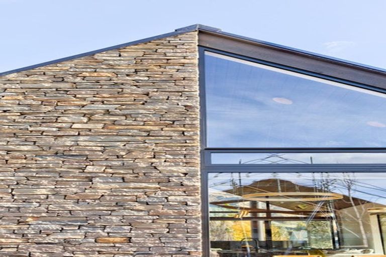 Photo of property in 16 Mccaw Mews, Wanaka, 9305