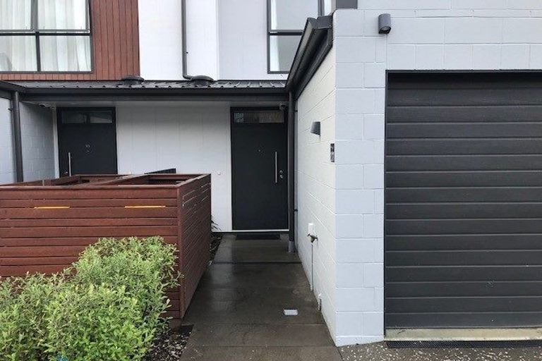 Photo of property in 17 Gateway Avenue, Beachlands, Auckland, 2018
