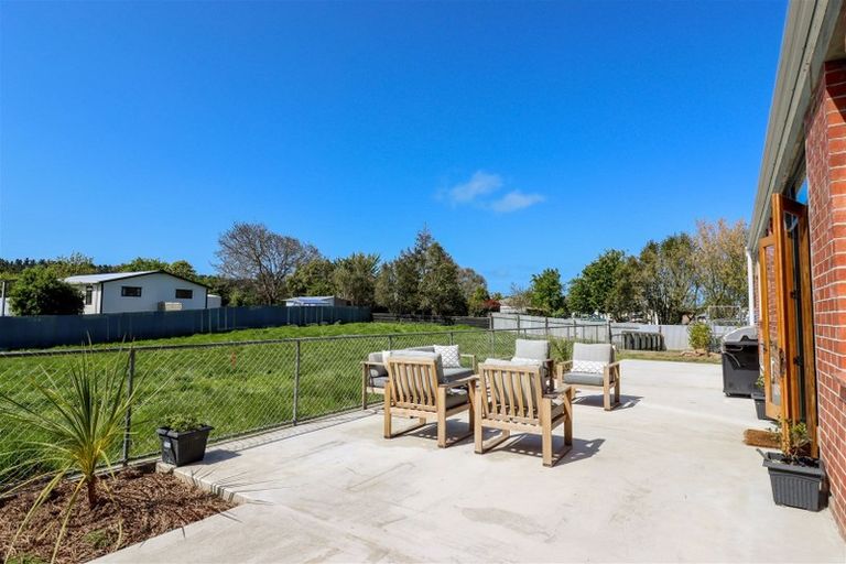 Photo of property in 3 Bristol Street, Pareora, 7912