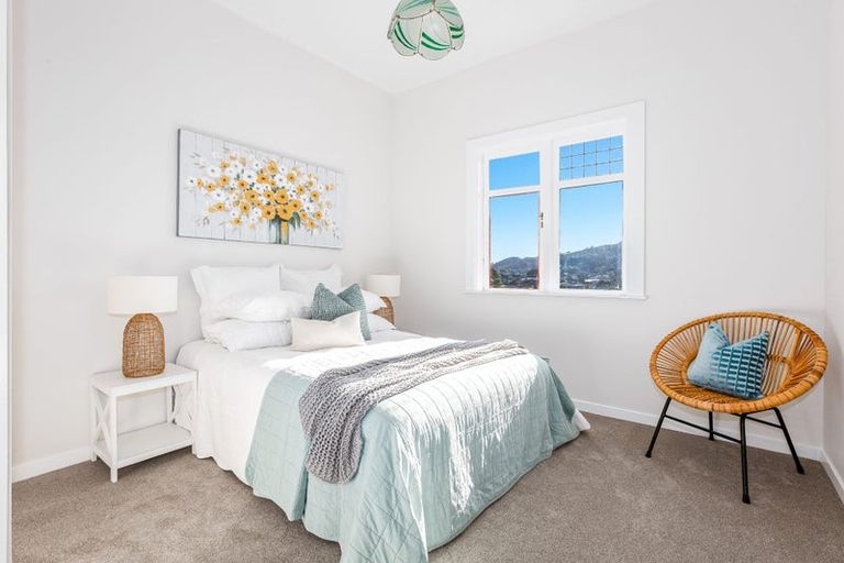 Photo of property in 61 Severn Street, Island Bay, Wellington, 6023