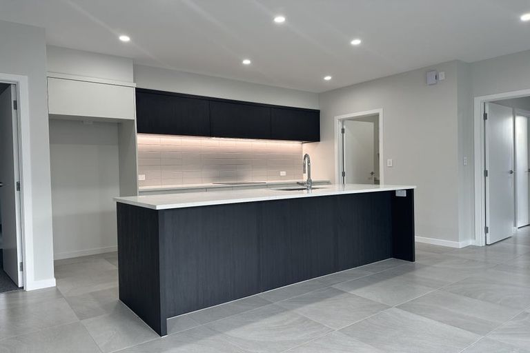 Photo of property in 5 Cassin Place, Taradale, Napier, 4112