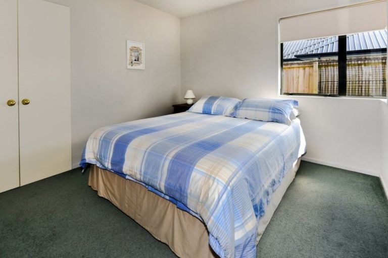 Photo of property in 10a Manly Place, North New Brighton, Christchurch, 8083