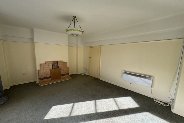 Photo of property in 82 Majoribanks Street, Mount Victoria, Wellington, 6011