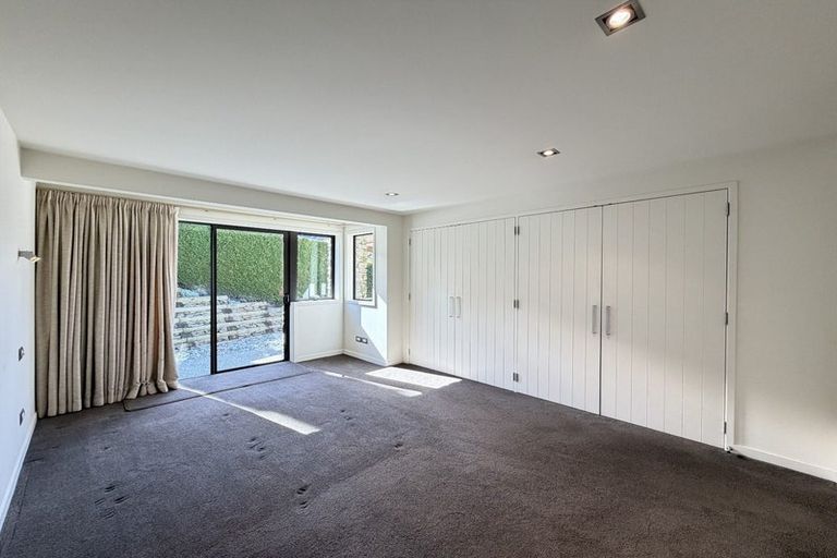 Photo of property in 12 Chartres Lane, Arrowtown, 9302