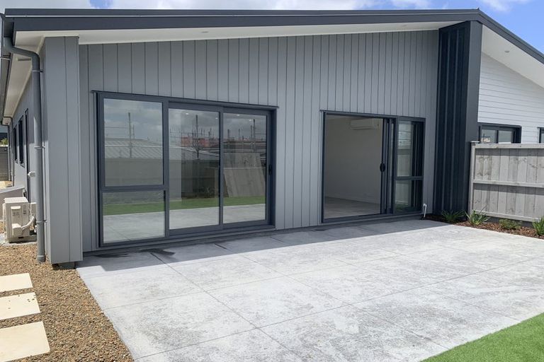 Photo of property in 9 Aquamarine Road, Rosehill, Papakura, 2113