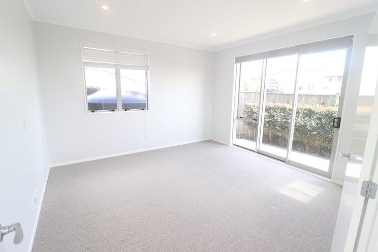 Photo of property in 109 Mackay Drive, Greenhithe, Auckland, 0632