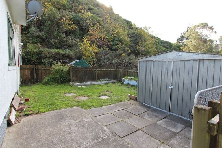 Photo of property in 283-291 Middleton Road, Glenside, Wellington, 6037