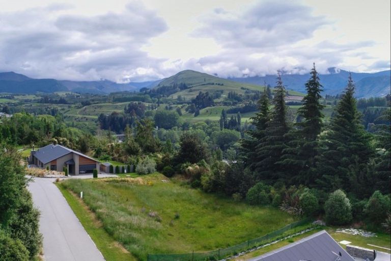 Photo of property in 3 Cockerell Lane, Lower Shotover, Queenstown, 9371
