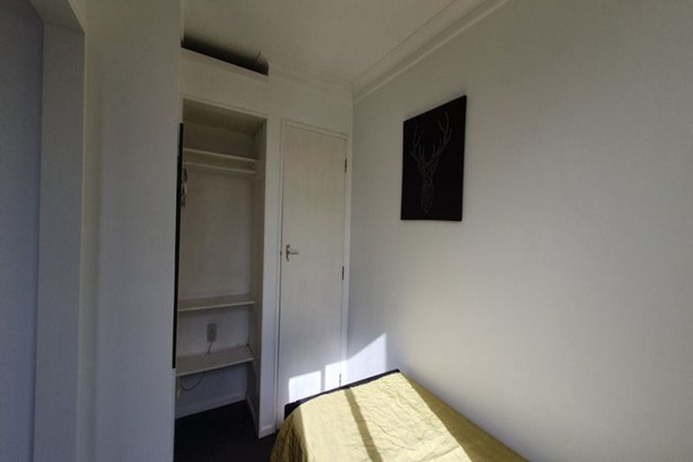 Photo of property in 17b Ruskin Terrace, Caversham, Dunedin, 9012