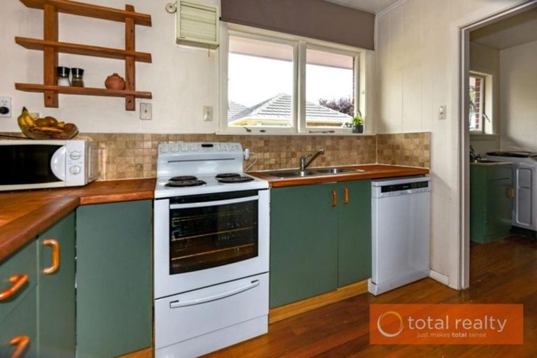 Photo of property in 43 West-watson Avenue, Hillmorton, Christchurch, 8025