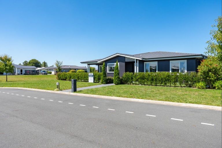 Photo of property in 15 Bastille Court, Rangatira Park, Taupo, 3330