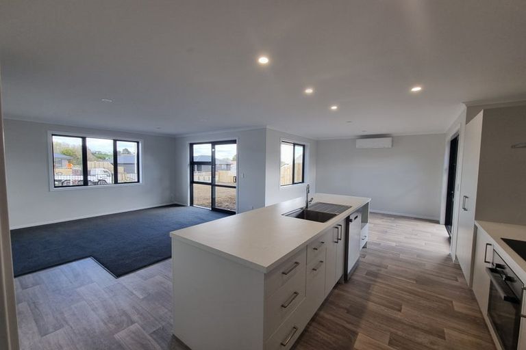 Photo of property in 22 Acacia Avenue, Kihikihi, Te Awamutu, 3800