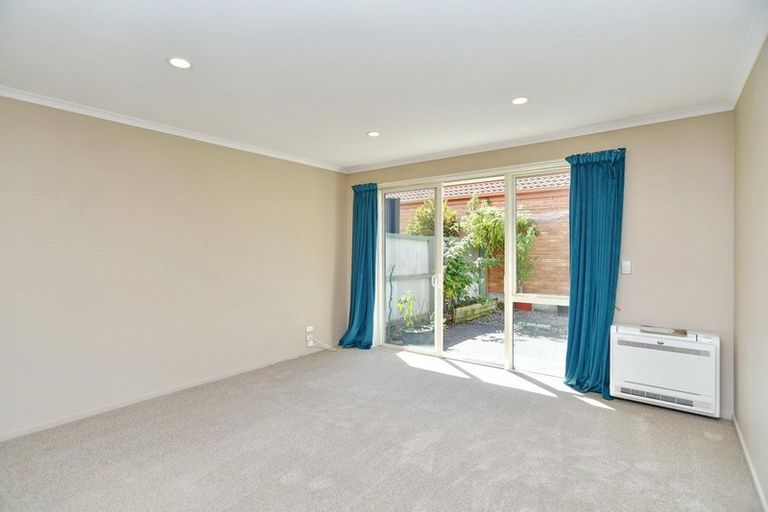 Photo of property in 142a Brookside Terrace, Bryndwr, Christchurch, 8053