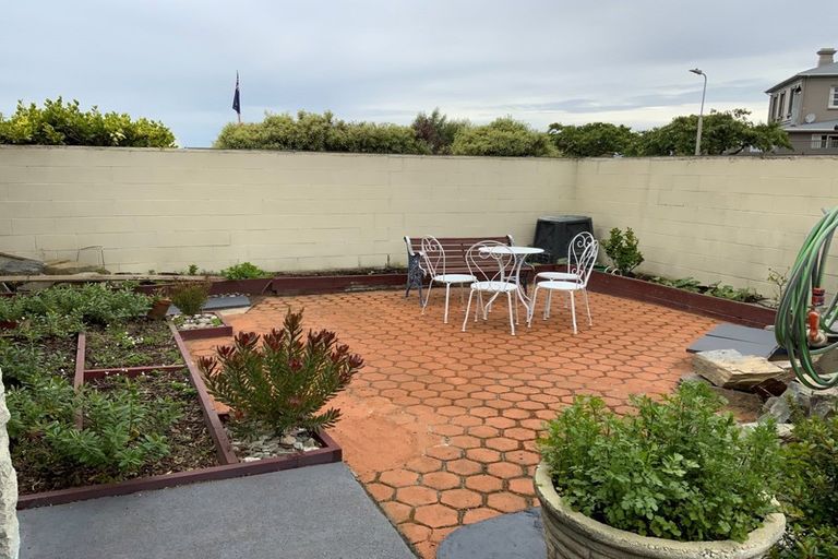 Photo of property in 12 Oakleigh Crescent, Oamaru North, Oamaru, 9400