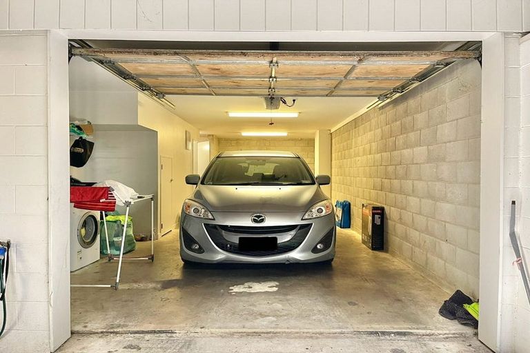 Photo of property in The Altair, 50/120 Rintoul Street, Newtown, Wellington, 6021