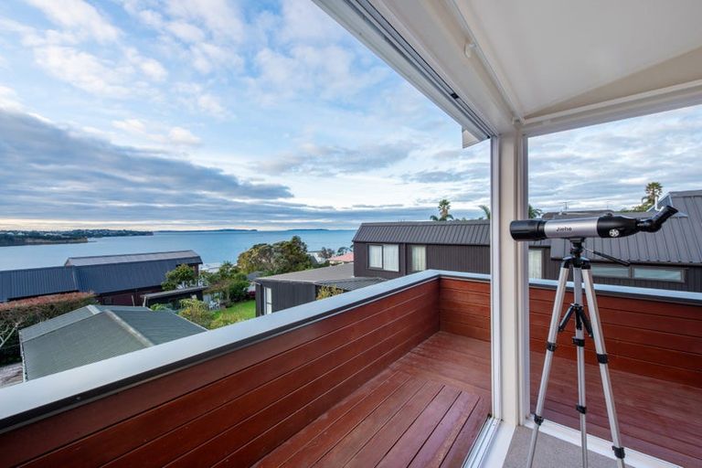 Photo of property in 147 Churchill Road, Rothesay Bay, Auckland, 0630