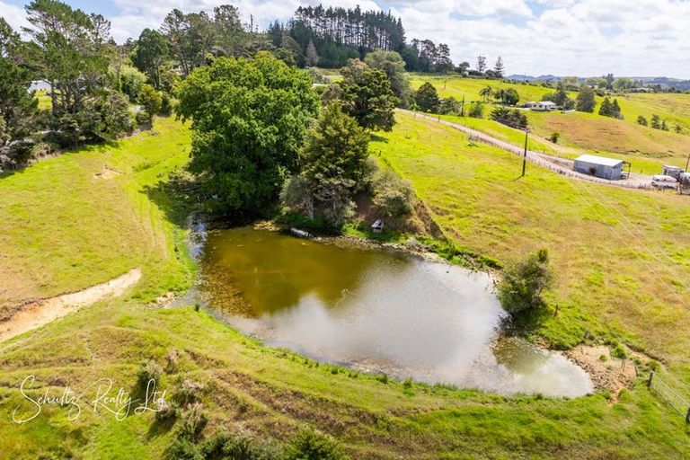 Photo of property in 1820 State Highway 12, Paparoa, 0571