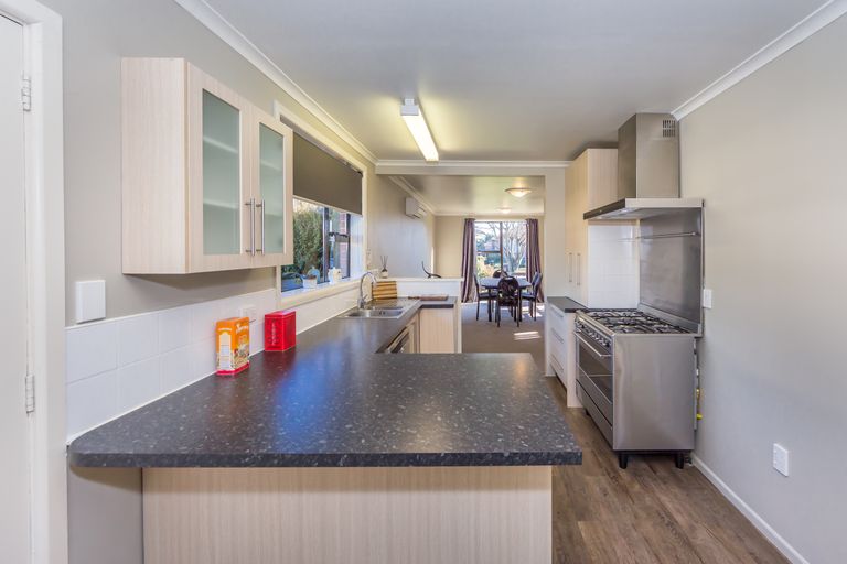 Photo of property in 10 Maple Street, Bishopdale, Christchurch, 8053