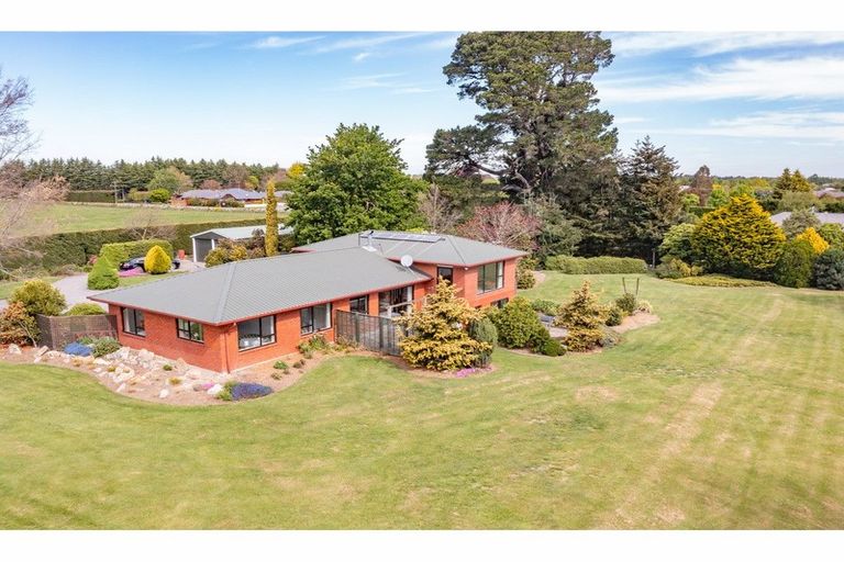 Photo of property in 35 Cridges Road, Darfield, 7510
