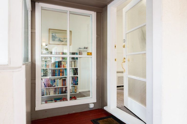 Photo of property in 20 Waldron Crescent, Green Island, Dunedin, 9018