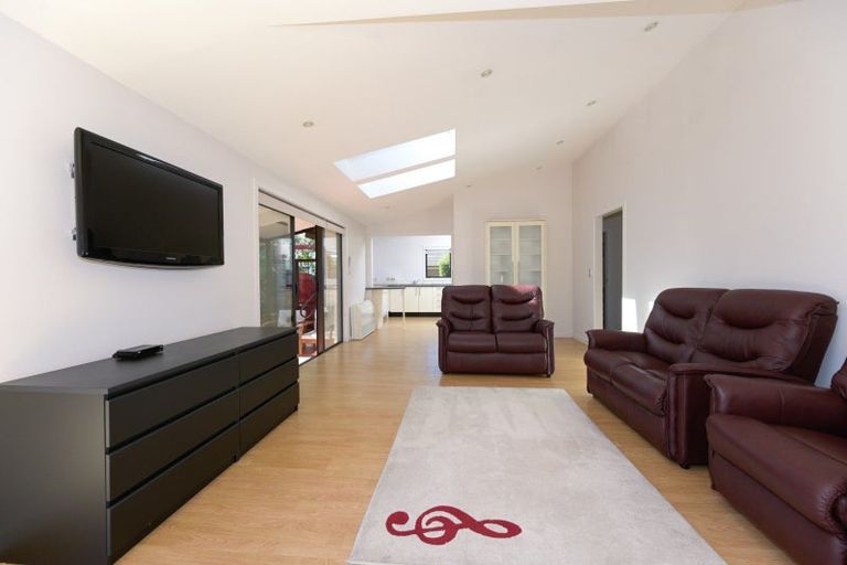 Photo of property in 93 Halifax Street East, The Wood, Nelson, 7010