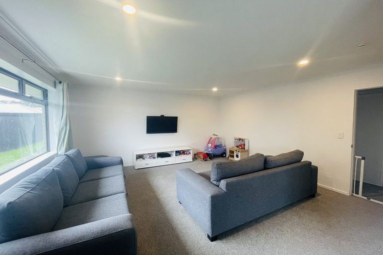 Photo of property in 10 James Prebble Drive, Prebbleton, 7604