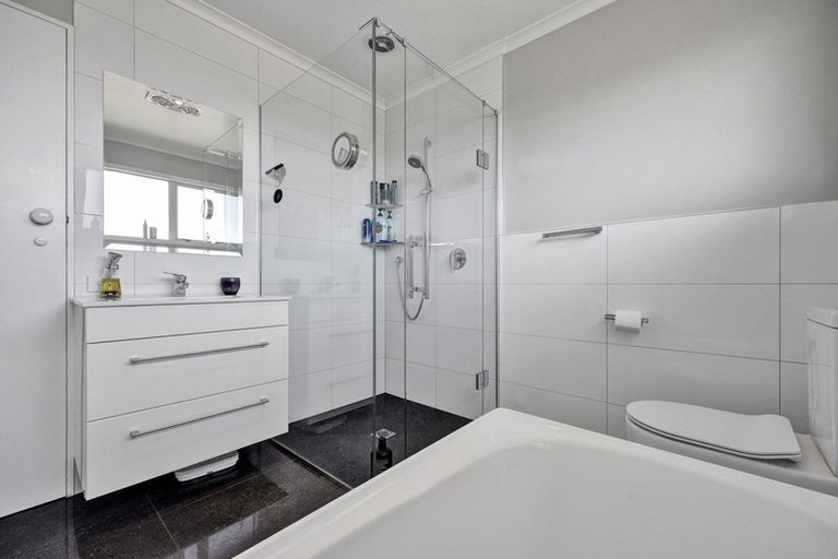 Photo of property in 87 Monmouth Road, Pembroke, Stratford, 4394