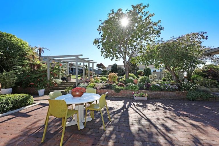 Photo of property in 11 Leven Street, South Hill, Oamaru, 9400