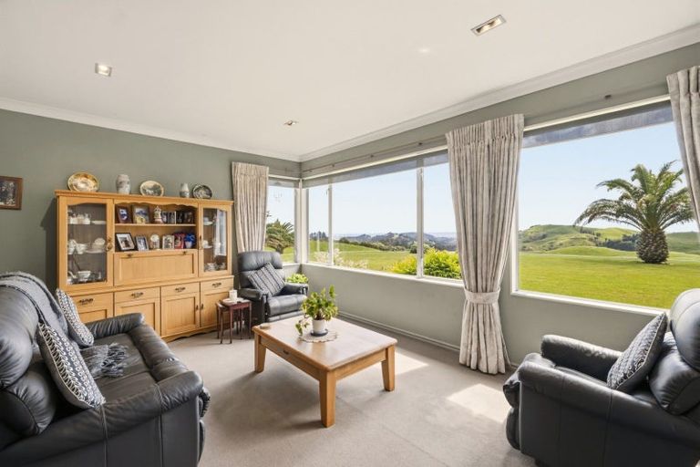 Photo of property in 2a Kaitemako Road, Welcome Bay, Tauranga, 3112
