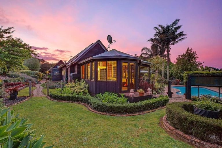 Photo of property in 679 Runciman Road, Runciman, Drury, 2578