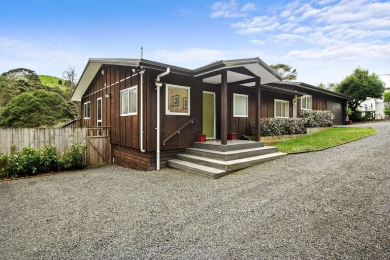 Photo of property in 216 Ness Valley Road, Ness Valley, Papakura, 2585