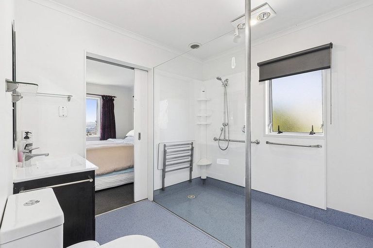 Photo of property in 34 Doncaster Terrace, Ascot Park, Porirua, 5024