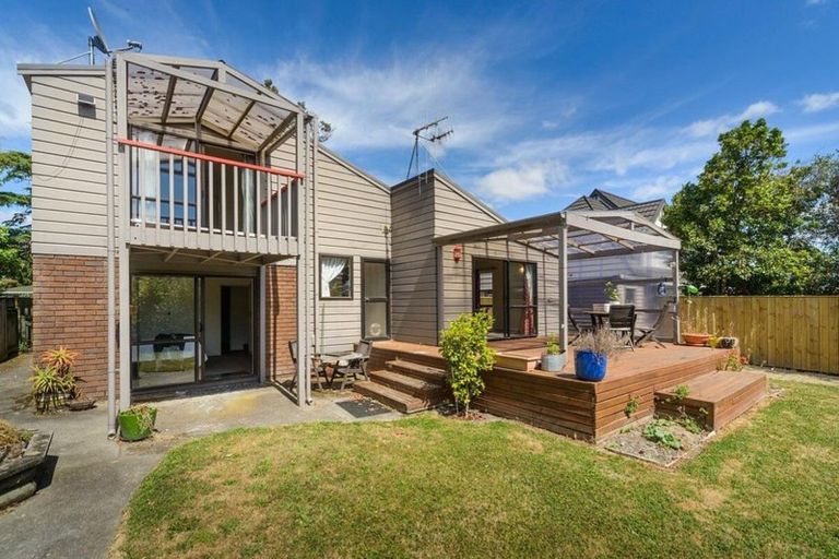 Photo of property in 42a Clifton Terrace, Fitzherbert, Palmerston North, 4410