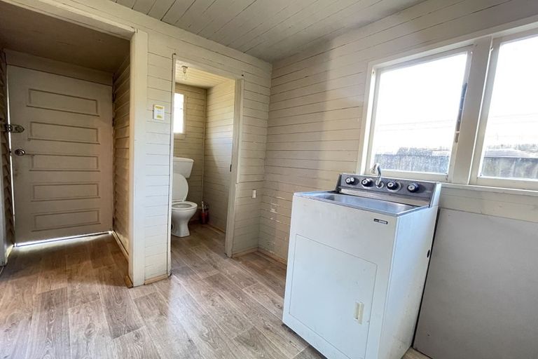 Photo of property in 160 Clarence Street, Riccarton, Christchurch, 8011