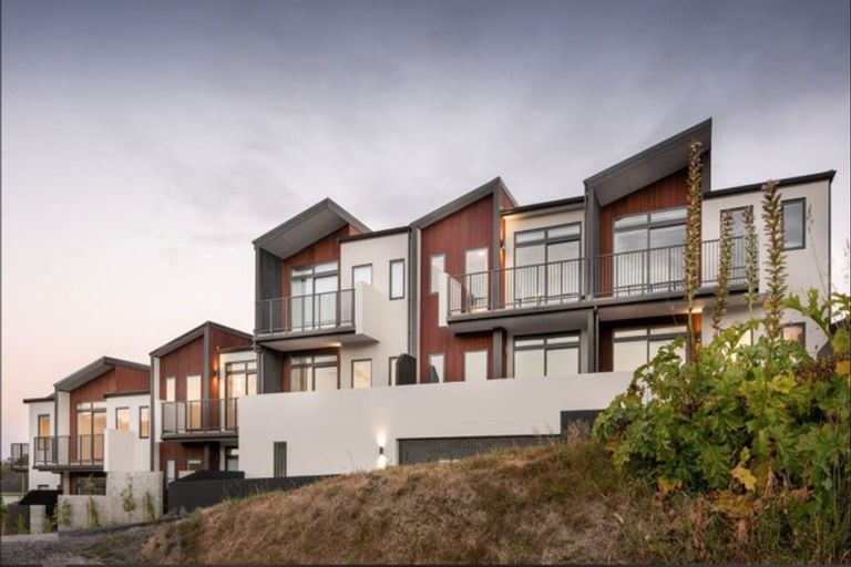 Photo of property in 7/2 Hindmarsh Street, Johnsonville, Wellington, 6037