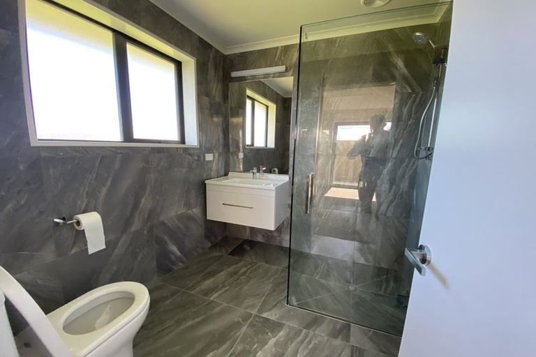 Photo of property in 9 Curtis Street, Woodend, 7610