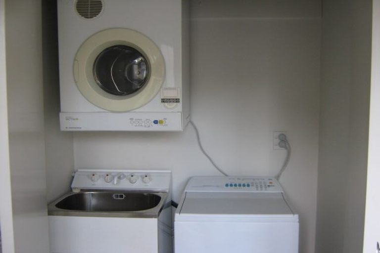 Photo of property in 45 Little George Street, Thorndon, Wellington, 6011