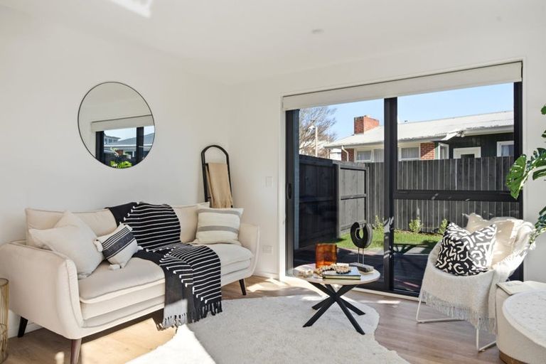 Photo of property in 3/12 Newbridge Place, Ilam, Christchurch, 8041