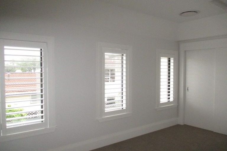 Photo of property in 5 Merivale Lane, Merivale, Christchurch, 8014