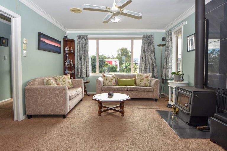 Photo of property in 240 High Street North, Carterton, 5713