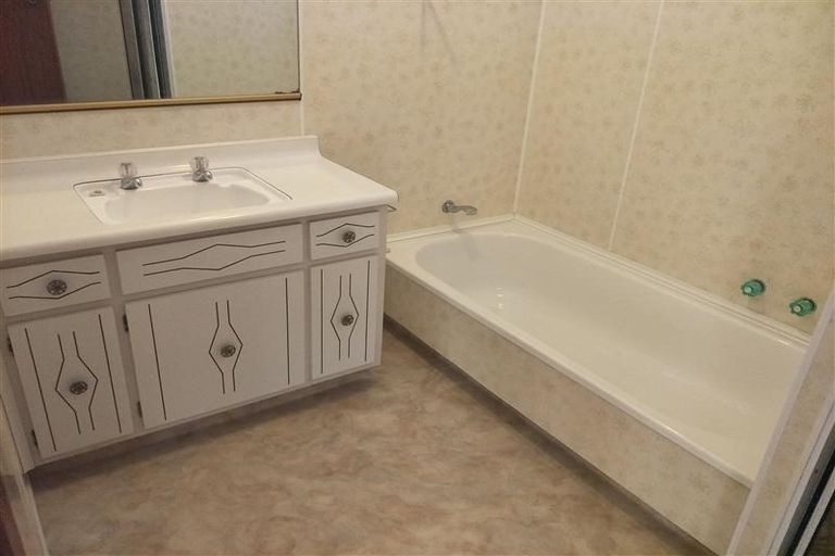 Photo of property in 177 Govett Avenue, Frankleigh Park, New Plymouth, 4310