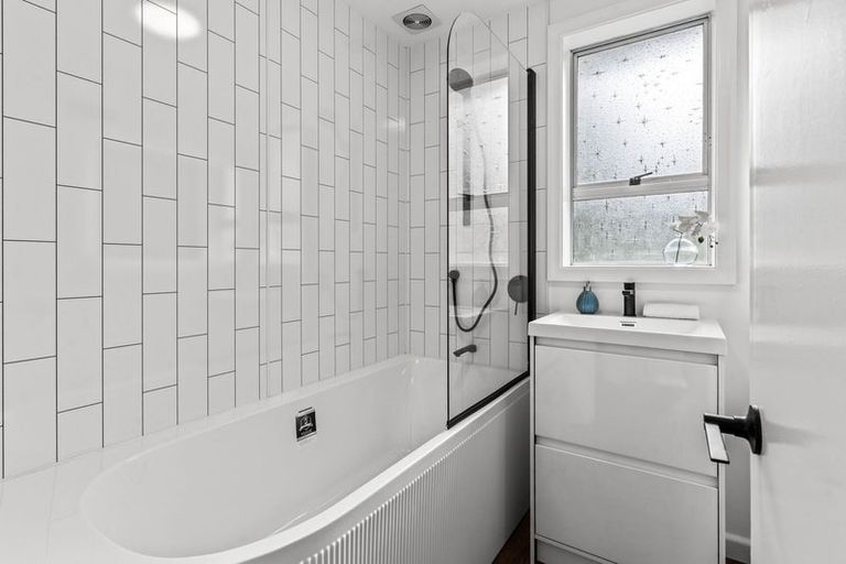 Photo of property in 6 Mcdonald Street, Brockville, Dunedin, 9011