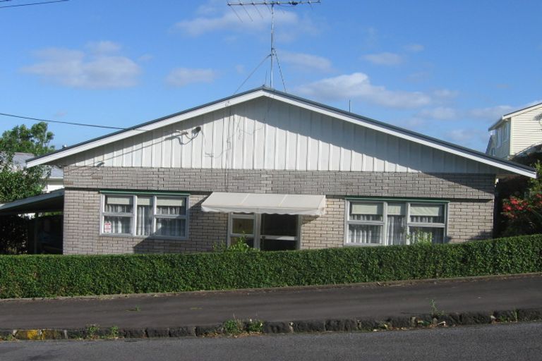 Photo of property in 14 St Aubyn Street, Devonport, Auckland, 0624