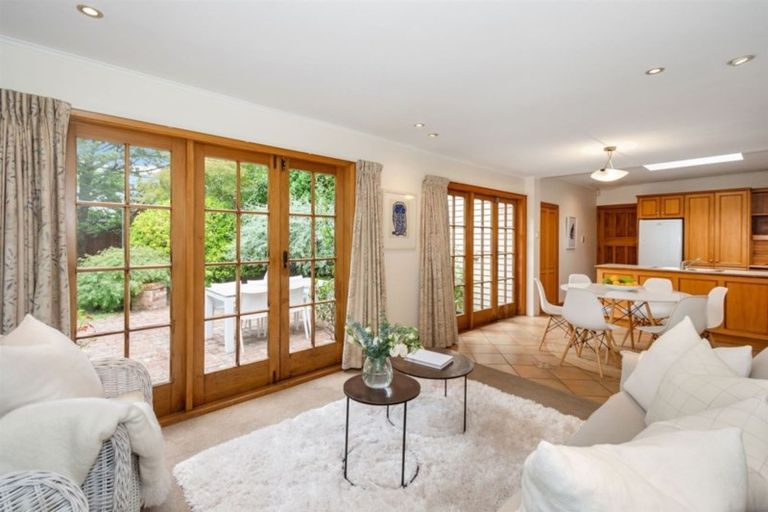 Photo of property in 7 Waiwetu Street, Fendalton, Christchurch, 8052