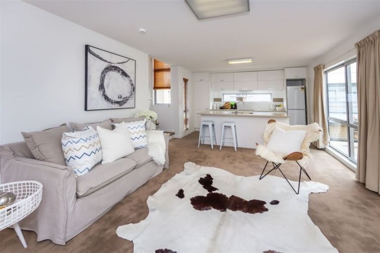 Photo of property in 5/63 Burke Street, Addington, Christchurch, 8024