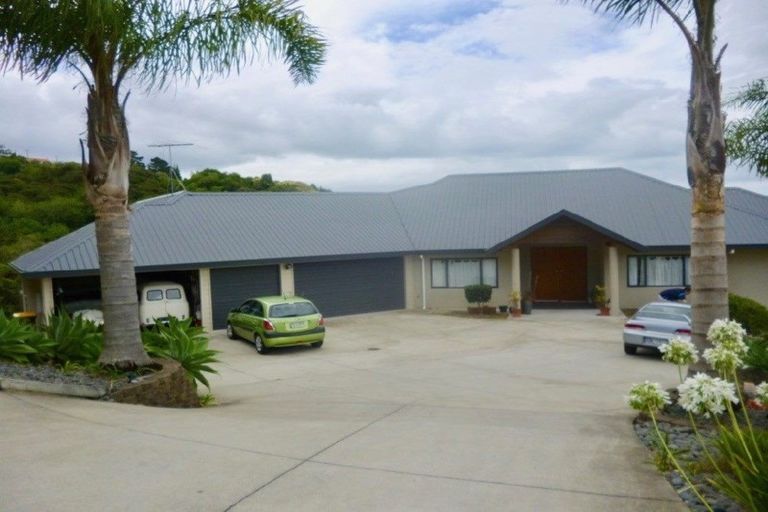 Photo of property in 34 Hayley Lane, East Tamaki Heights, Auckland, 2016
