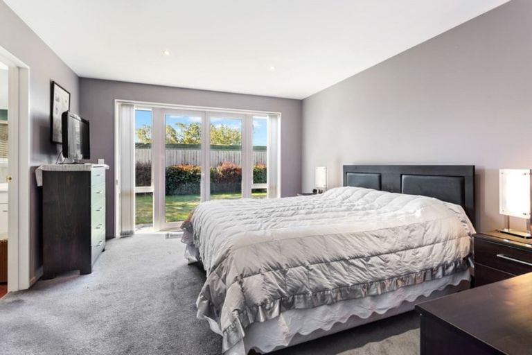 Photo of property in 2 Rubicon Place, Hei Hei, Christchurch, 8042
