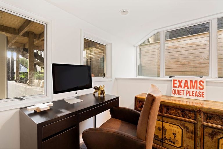 Photo of property in 1/35 Newhaven Terrace, Mairangi Bay, Auckland, 0630