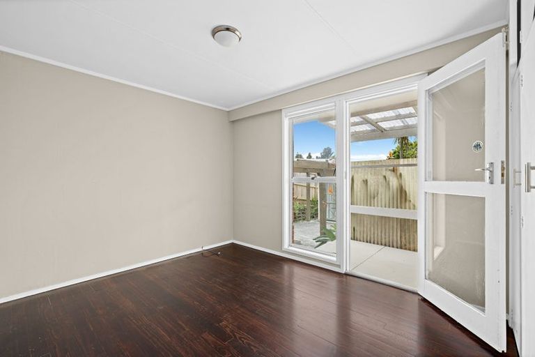 Photo of property in 17 Helvetia Drive, Browns Bay, Auckland, 0630